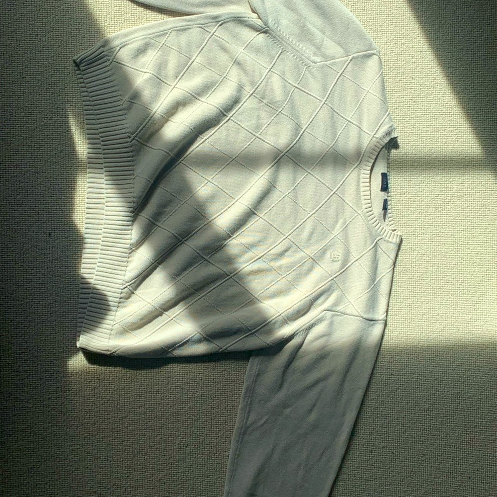 4XL cream colored sweater by IZOD